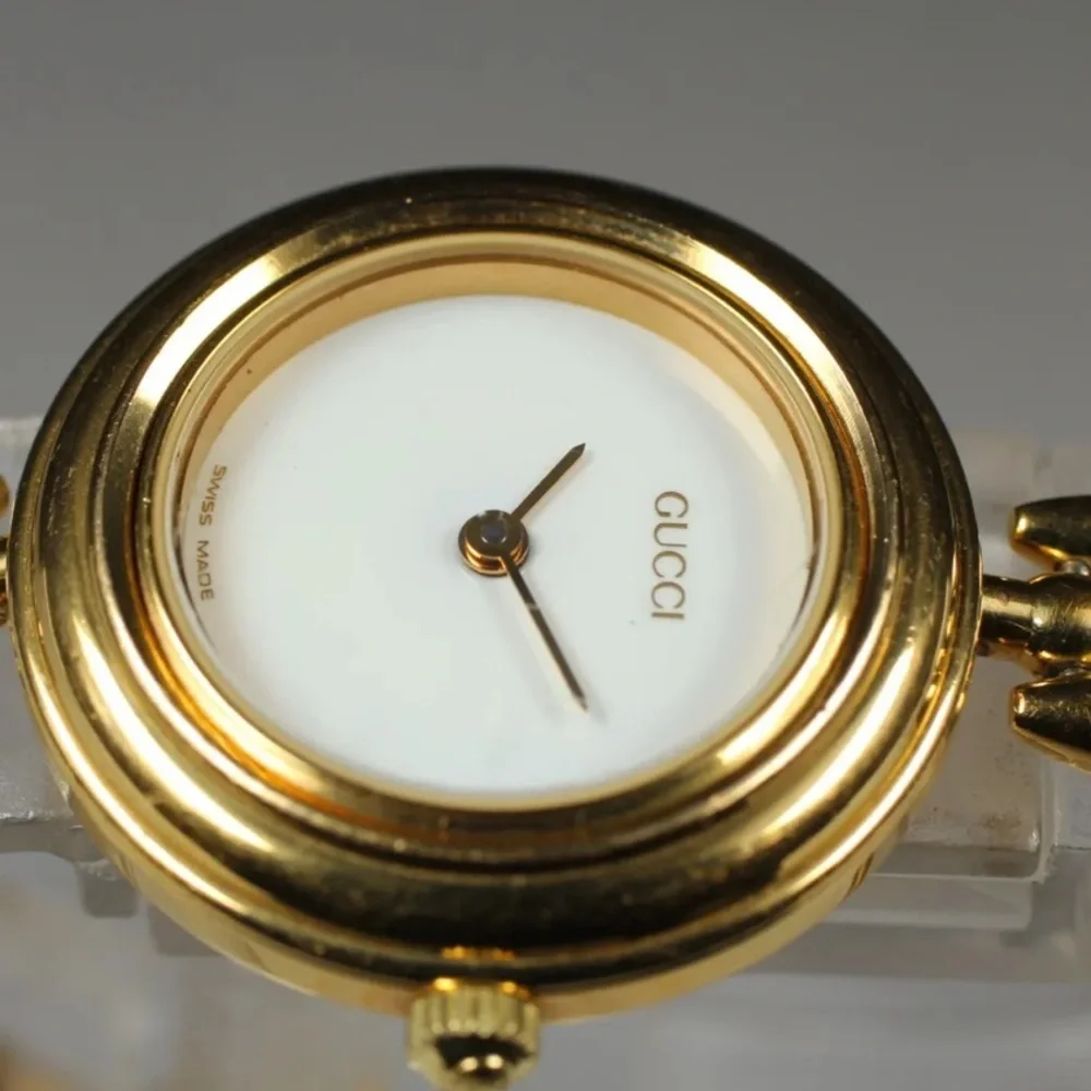 - Gucci Luxury RARE highly collectible bracelet watch